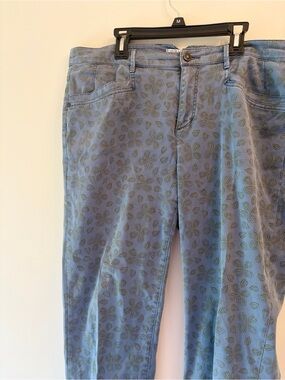 Orvis Light Blue Floral-Print Skinny Jeans